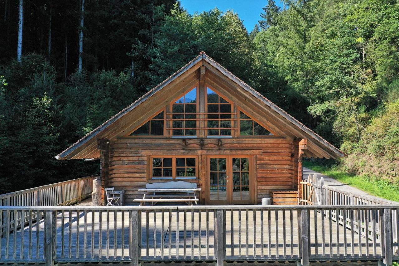 Schwarzwald Blockhaus - Sauna - Kamin - Mit Bettwaesche Und Handtuecher Schenkenzell Exterior photo
